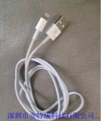 iPhone 5專用新型數據線選購指南 價格、廠家與圖片解析